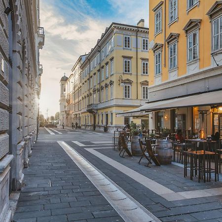 San Nicolo Suites Trieste Bagian luar foto