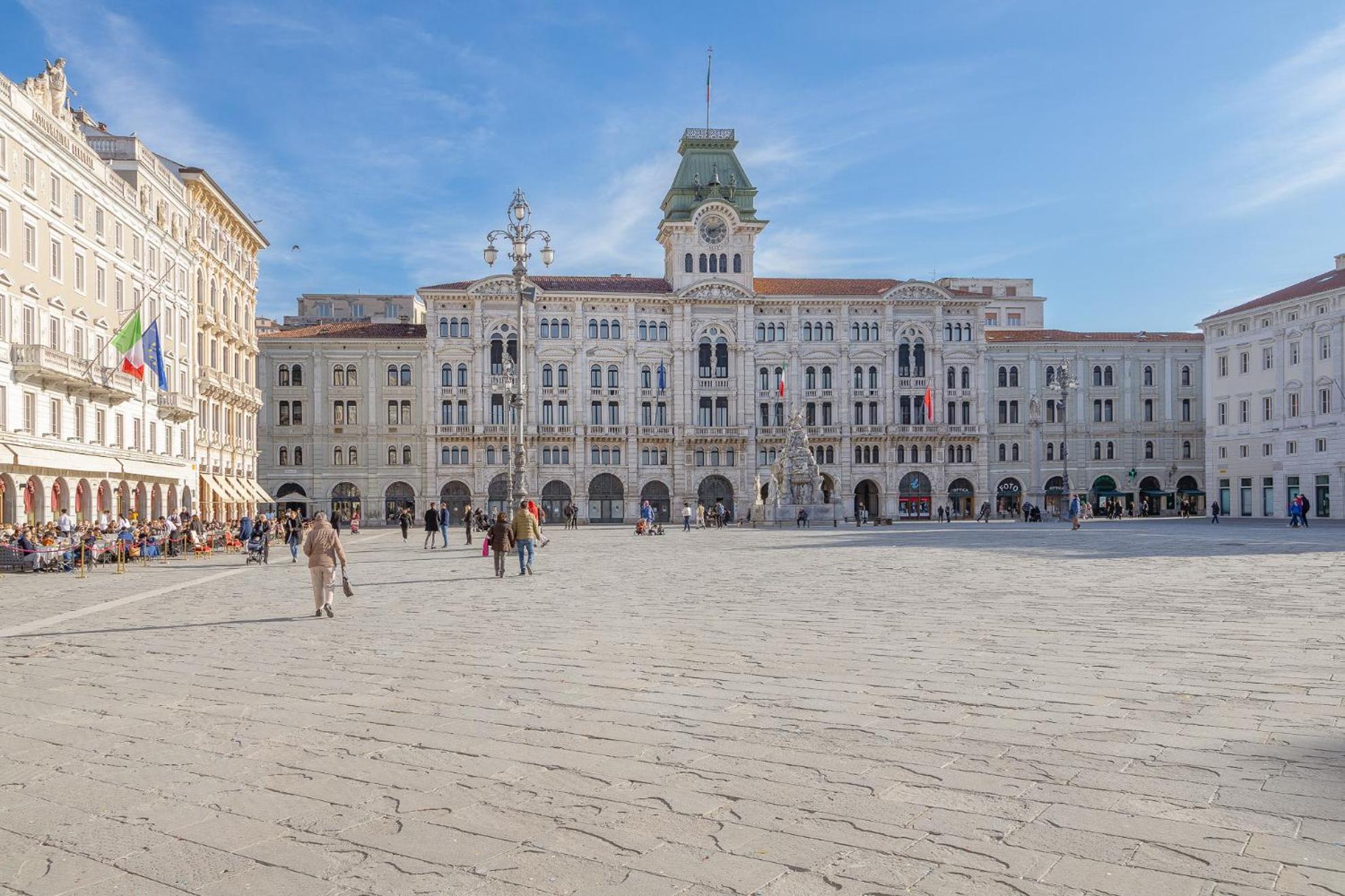 San Nicolo Suites Trieste Bagian luar foto