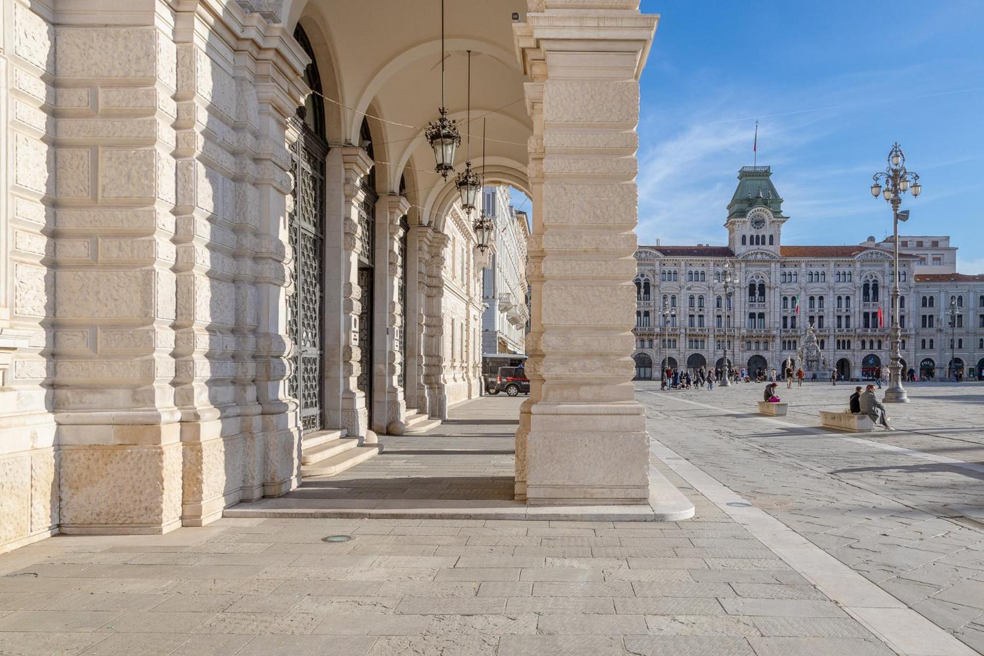 San Nicolo Suites Trieste Bagian luar foto