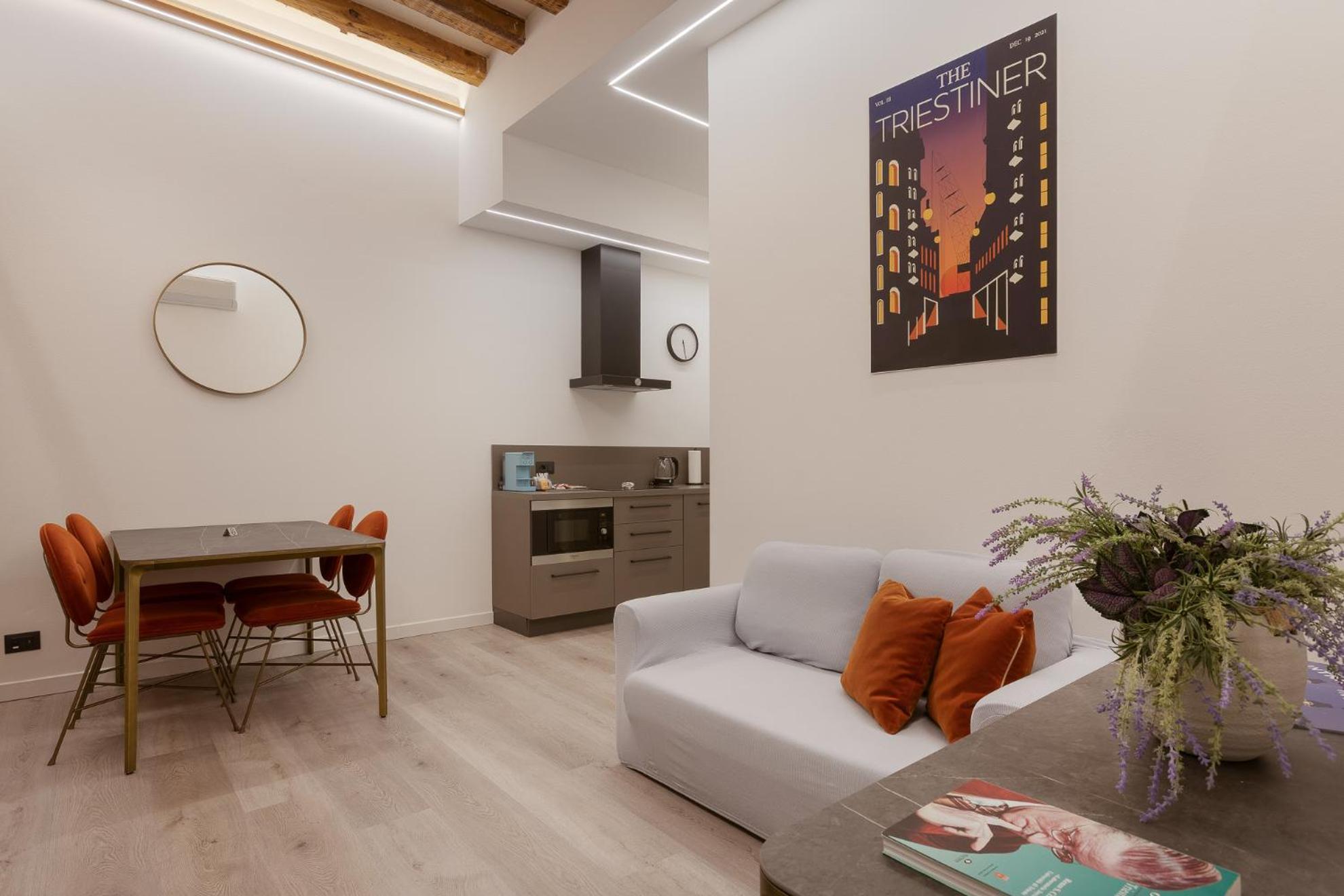 San Nicolo Suites Trieste Bagian luar foto